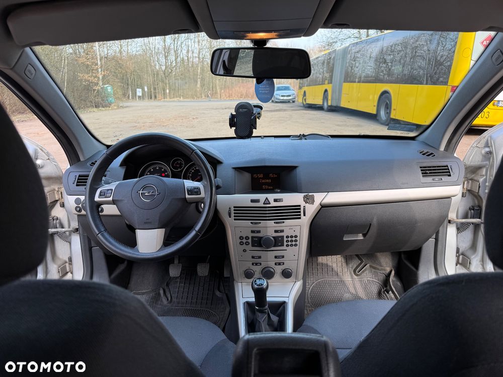 Opel Astra 1.6 Edition - 17