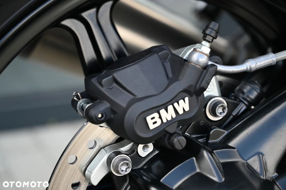 BMW R - 15