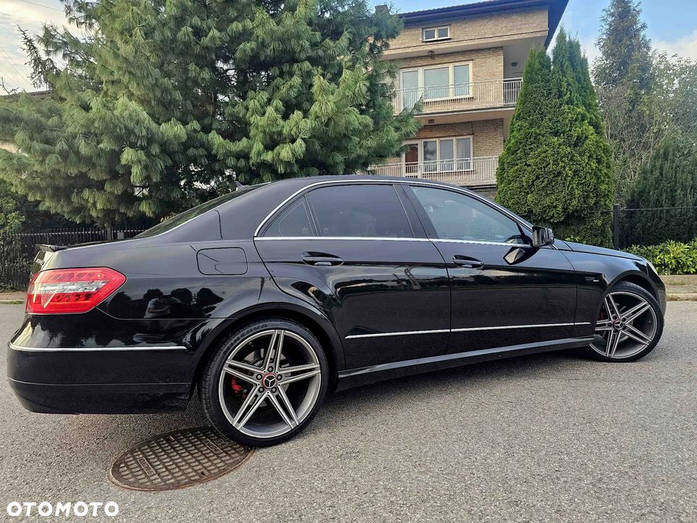 Mercedes-Benz Klasa E 200 BlueEFFICIENCY 7G-TRONIC Avantgarde - 3