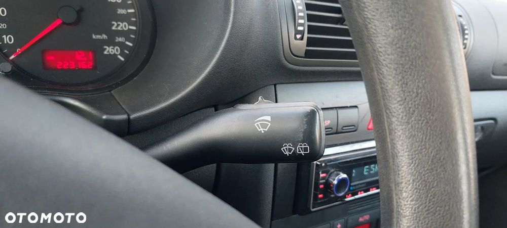 Audi A3 ver-a3-1-6-ambiente - 37