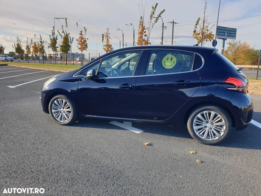 Peugeot 208 PureTech 110 Stop & Start Allure - 4