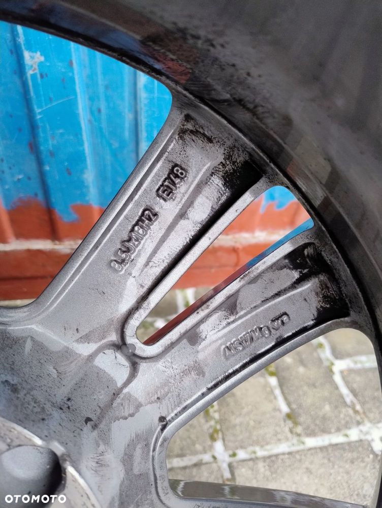 felga 8.5j 18 et48 mercedes w212 a2124015702 - 8