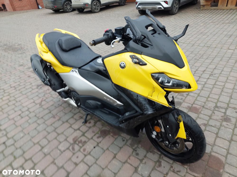 Yamaha Tmax - 6