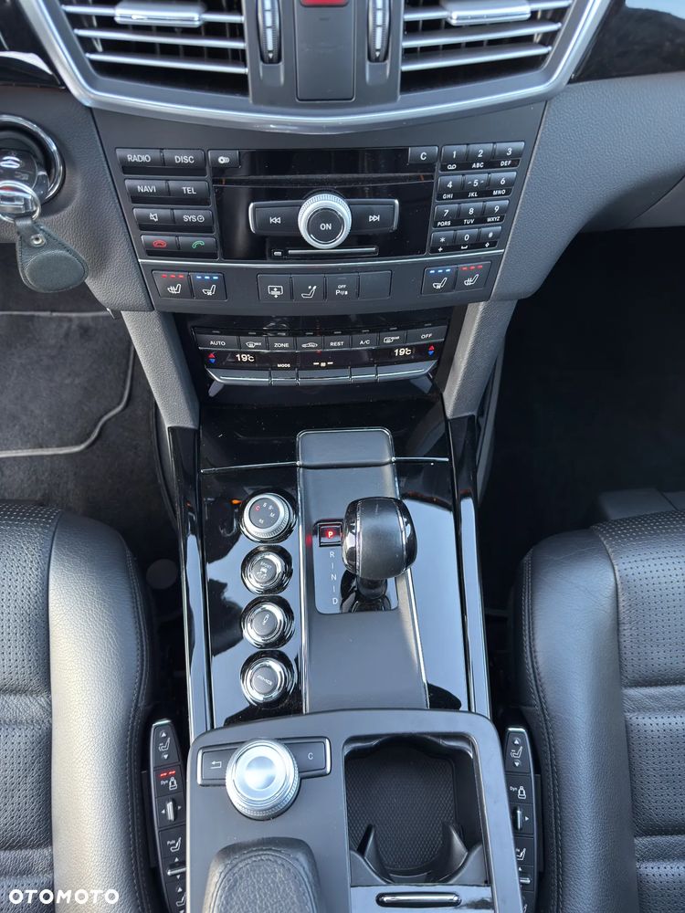 Mercedes-Benz Klasa E 63 AMG - 23