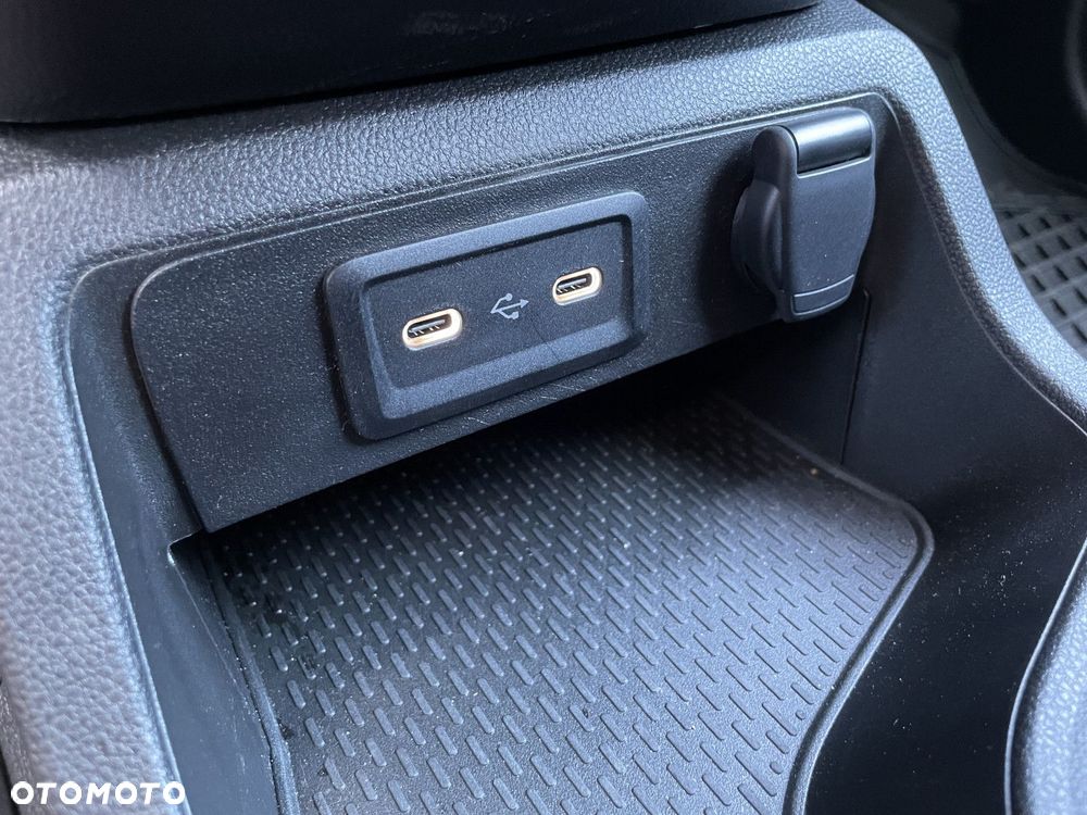 Mercedes-Benz eCitan Nawigacja Ogrzewana szyba Reflektory LED Tempomat - 15