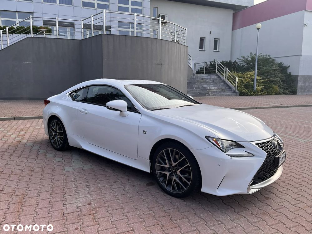 Lexus RC - 20