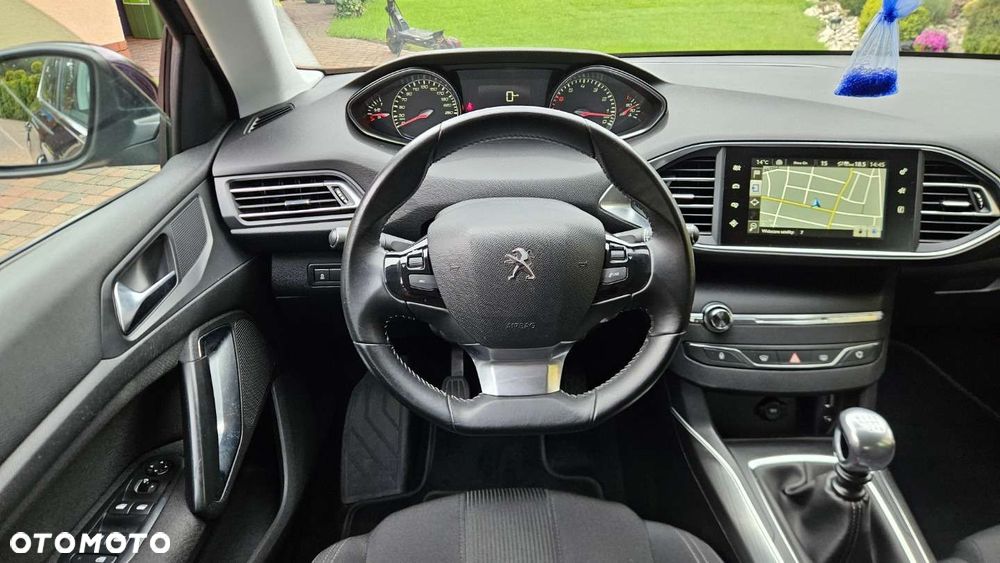 Peugeot 308 - 18