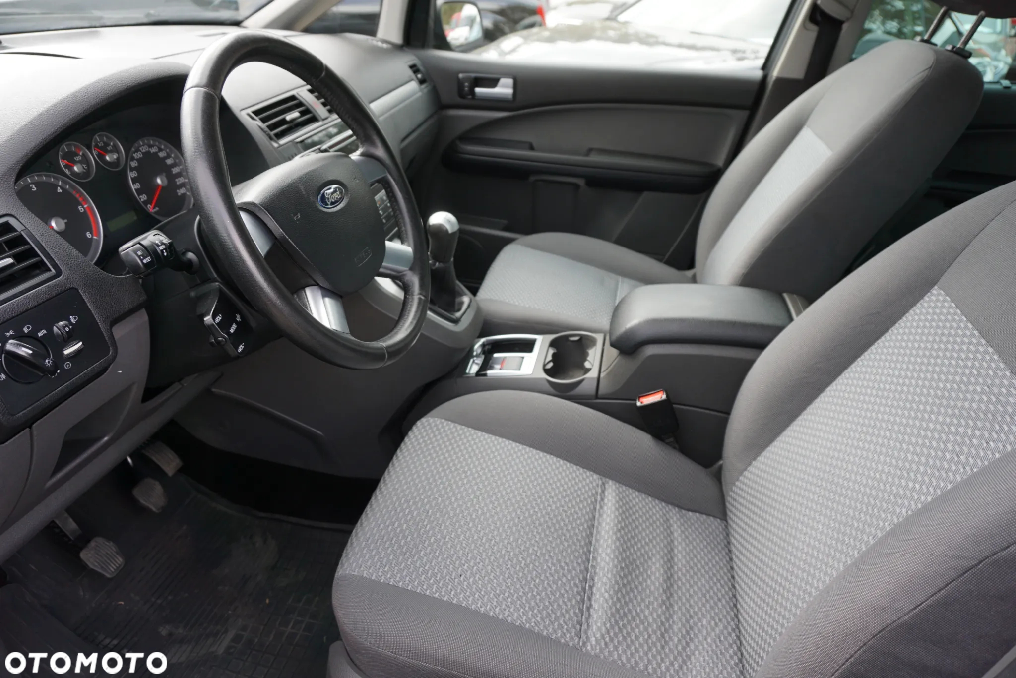 Ford Focus C-Max 1.6 TDCi Plus - 8