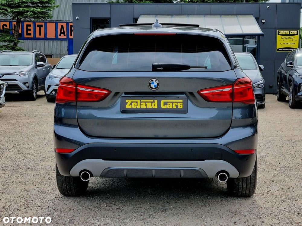 BMW X1 xDrive20d Sport Line - 6