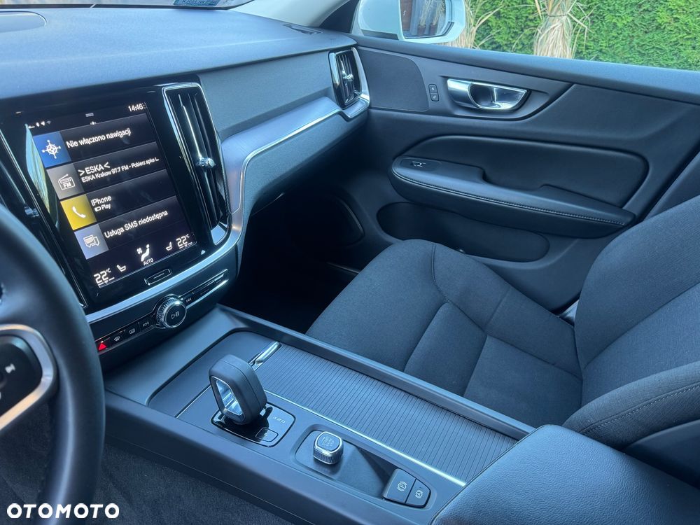 Volvo V60 B3 B Momentum Core - 9