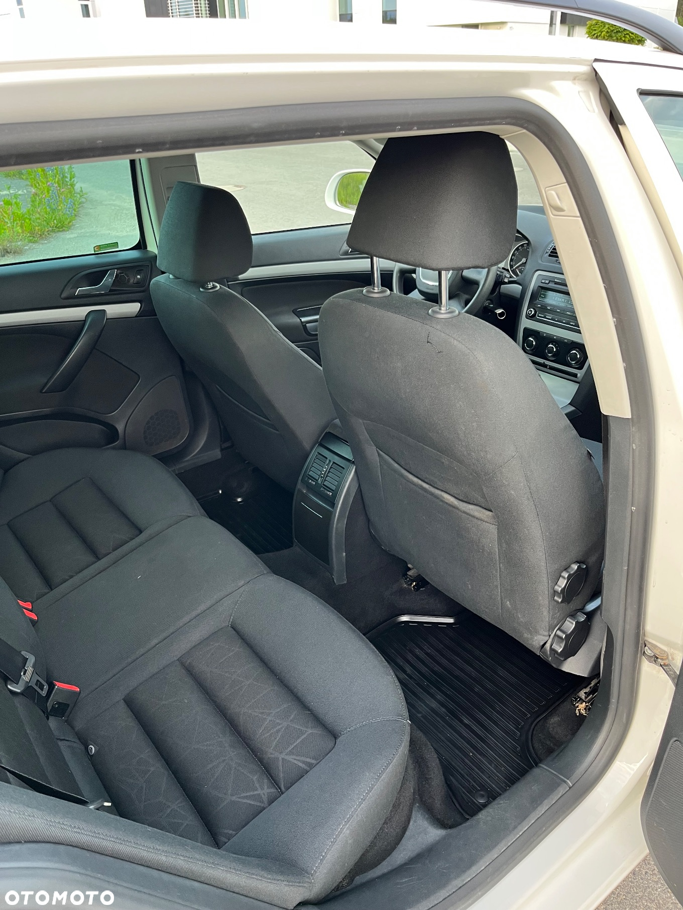 Skoda Octavia 2.0 TDI Family Plus - 10