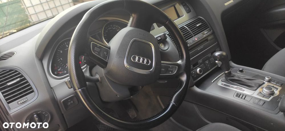 Audi Q7 ver-3-0-tdi-dpf-clean-diesel-quattro-tiptronic - 17