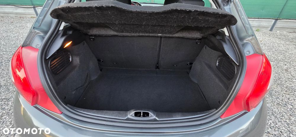 Peugeot 208 1.2 VTi Active - 16