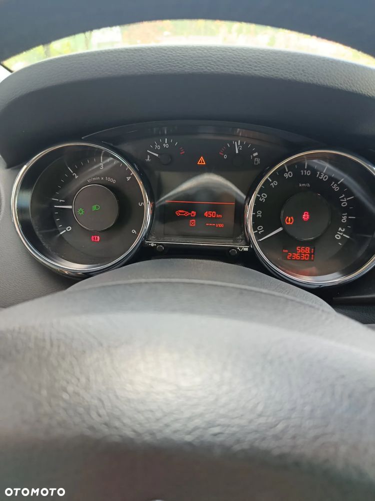 Peugeot 3008 - 18