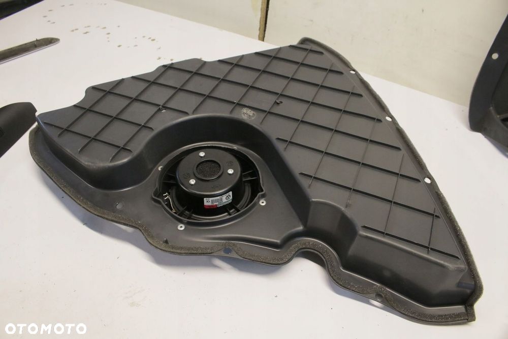 głośniki DYNAUDIO VW Golf VI - 11