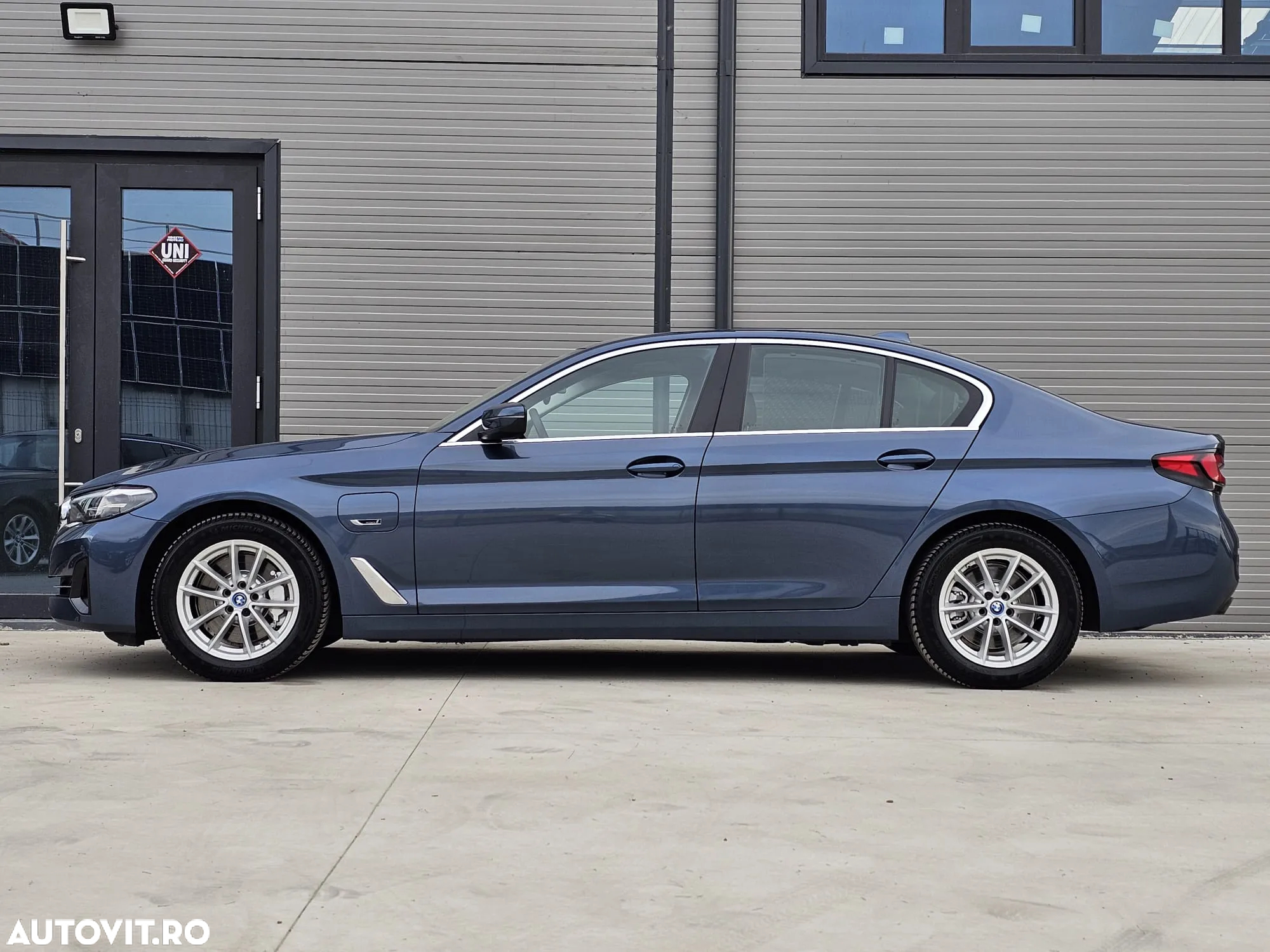 BMW Seria 5 530e AT PHEV - 9