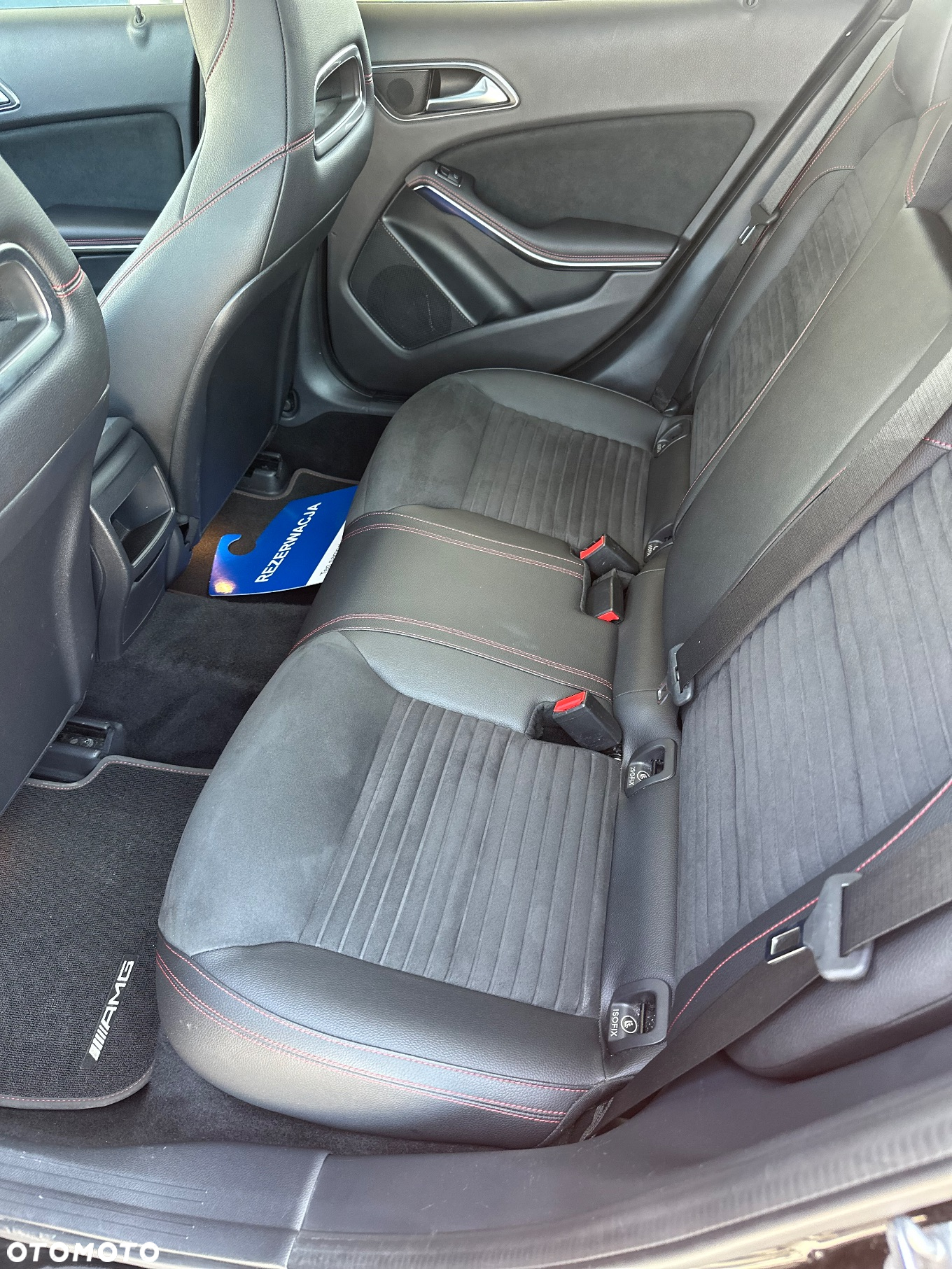 Mercedes-Benz GLA 180 7G-DCT AMG Line - 9