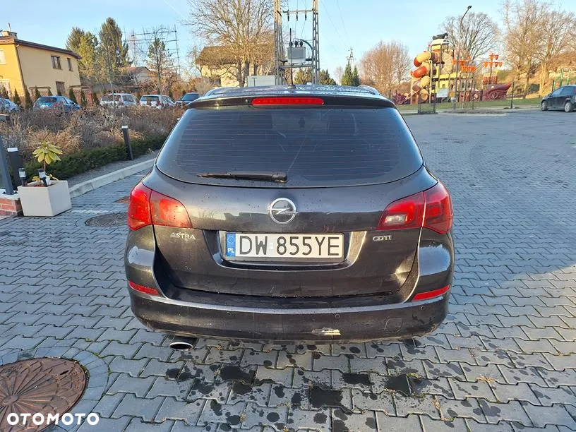 Opel Astra IV 2.0 CDTI Cosmo - 16