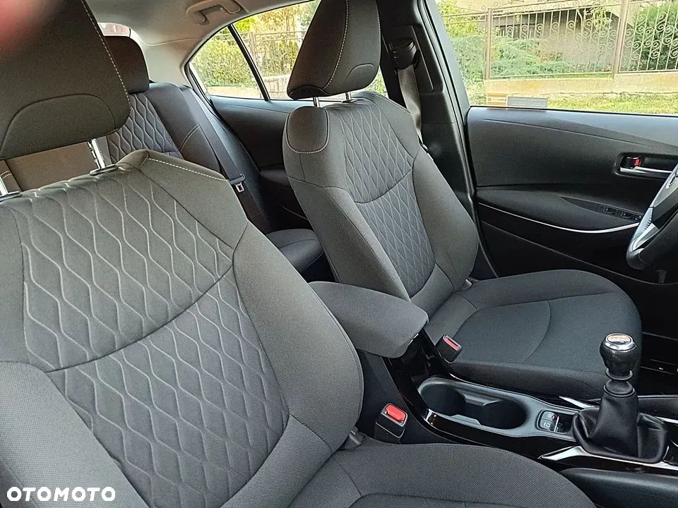 Toyota Corolla 1.5 Comfort - 27