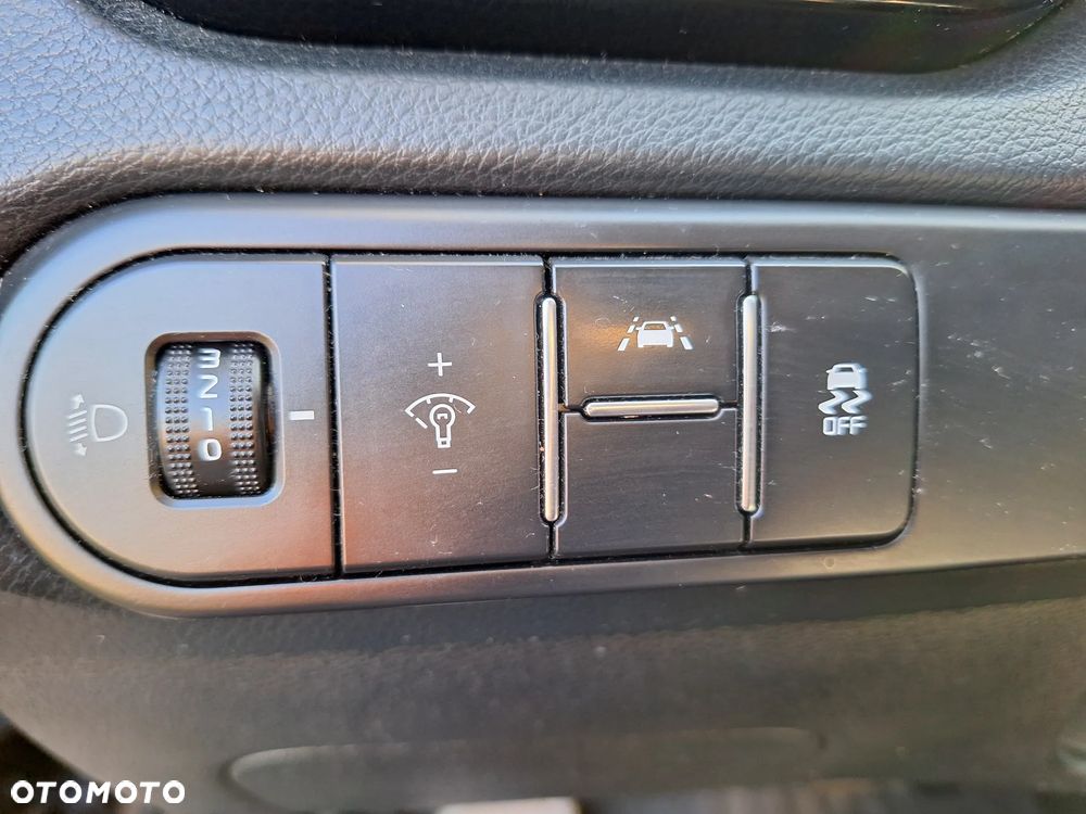 Kia Ceed 1.4 T-GDI M DCT - 17