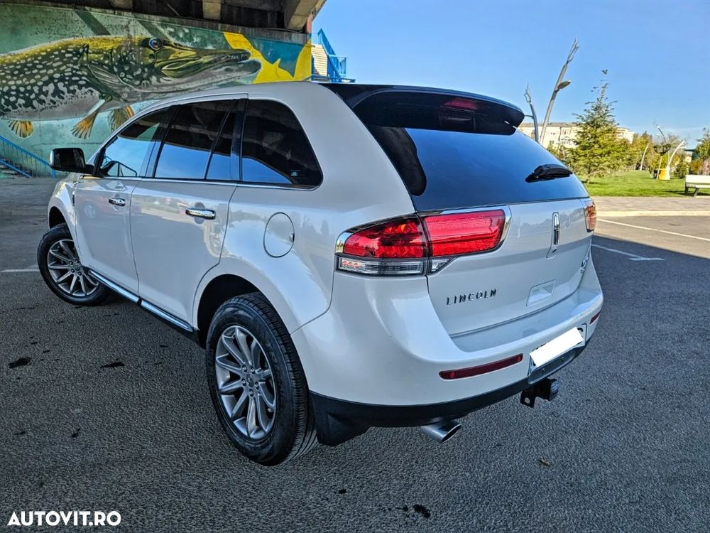 Lincoln MKX - 9