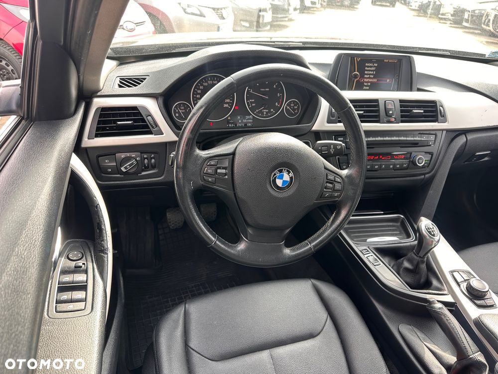 BMW Seria 3 318d Blue Performance Sport Line - 5