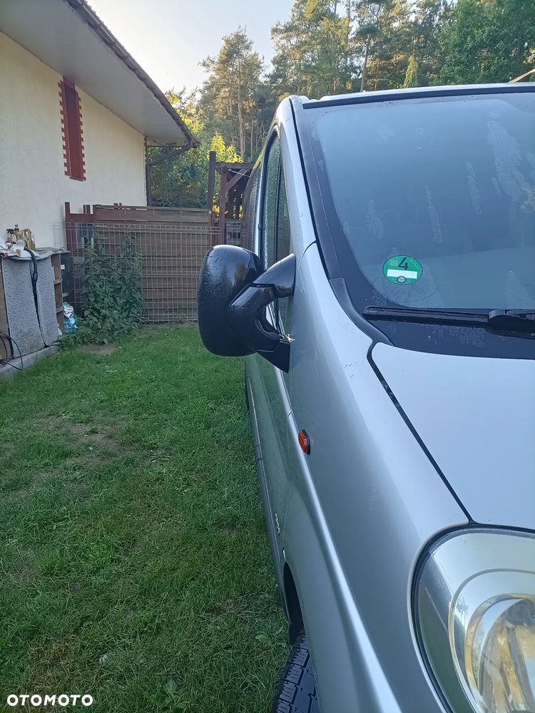 Opel Vivaro - 22
