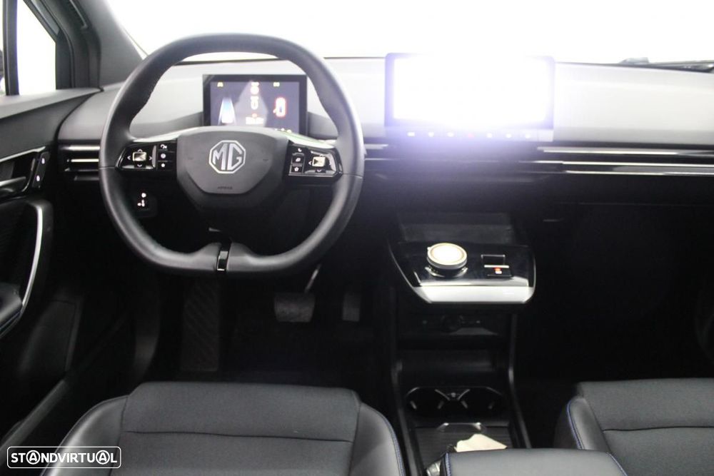 MG MG4 77 kWh Extended Range Luxury - 12
