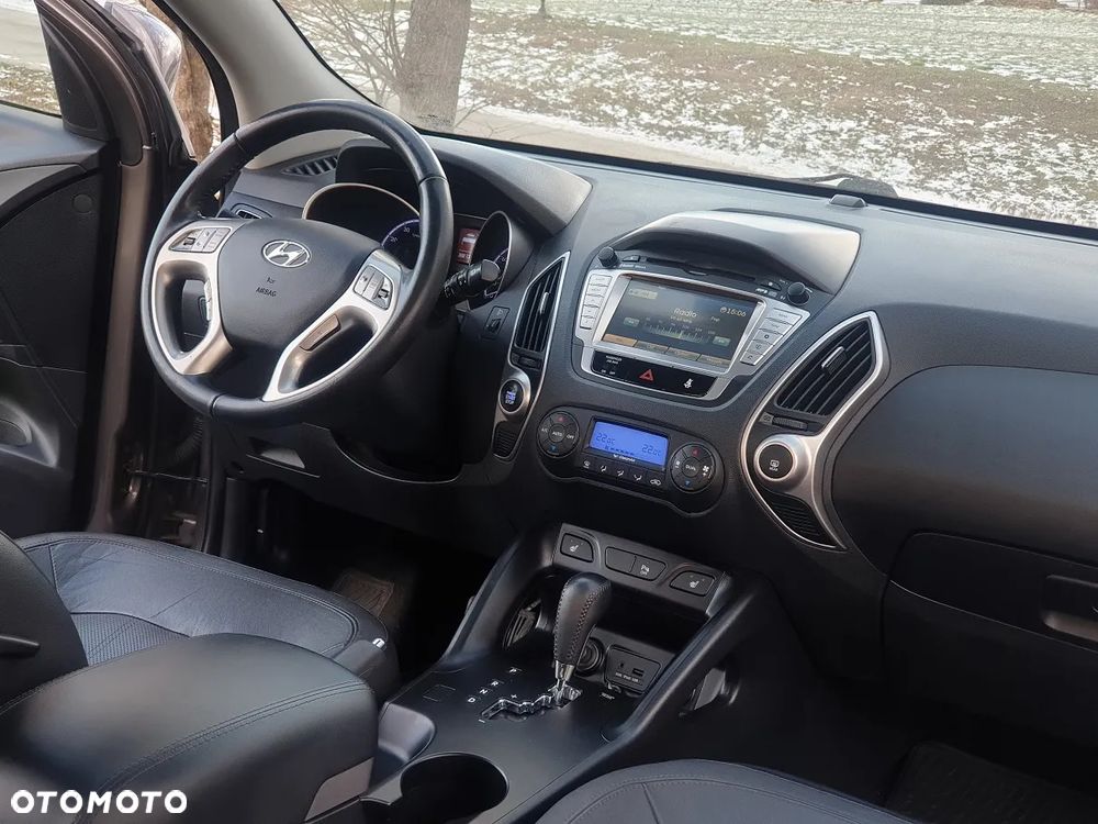 Hyundai ix35 2.0 4WD Automatik Premium - 24