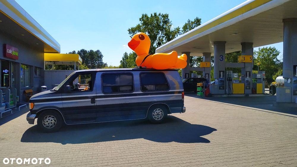 Ford Econoline - 2