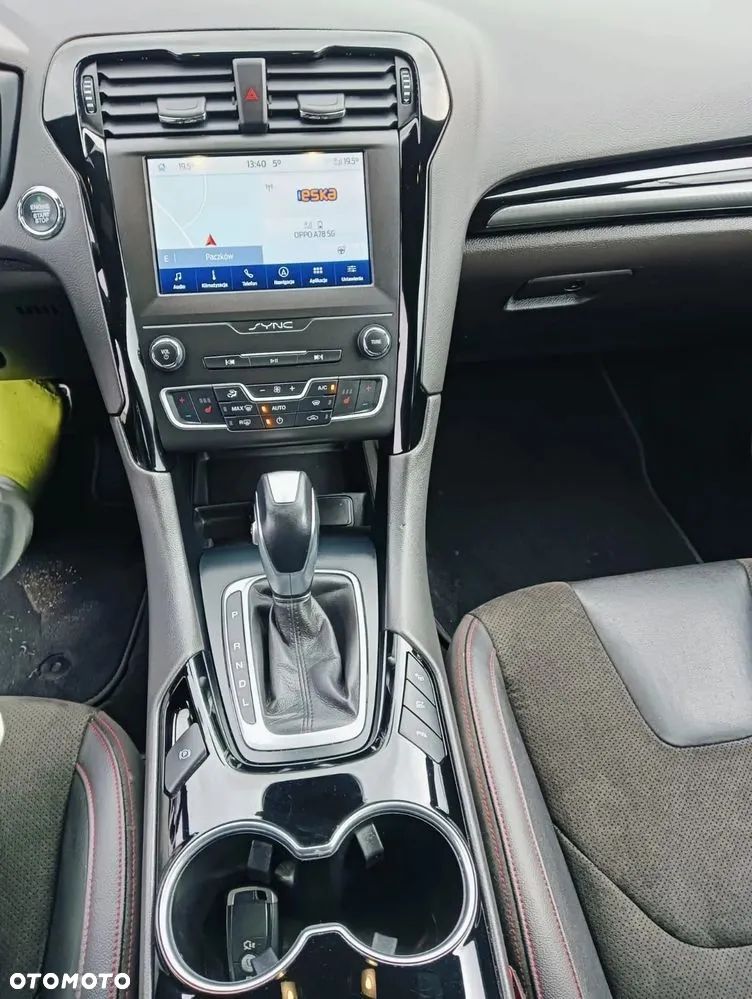 Ford Mondeo 2.0 Hybrid ST-Line X - 14