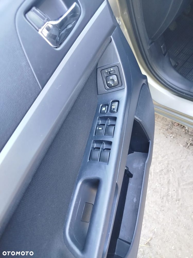 Mitsubishi Lancer 1.6 - 12