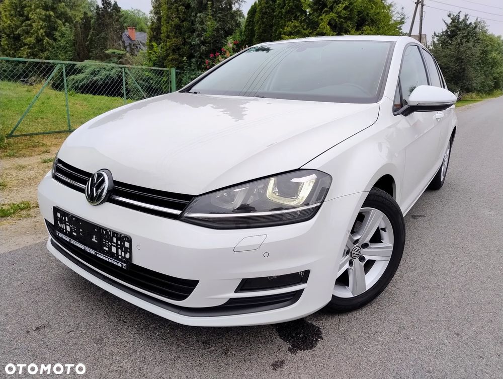 Volkswagen Golf - 32