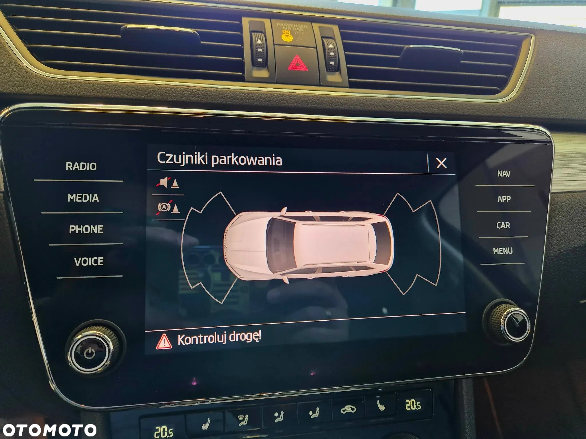 Skoda Superb 1.5 TSI Ambition DSG - 19