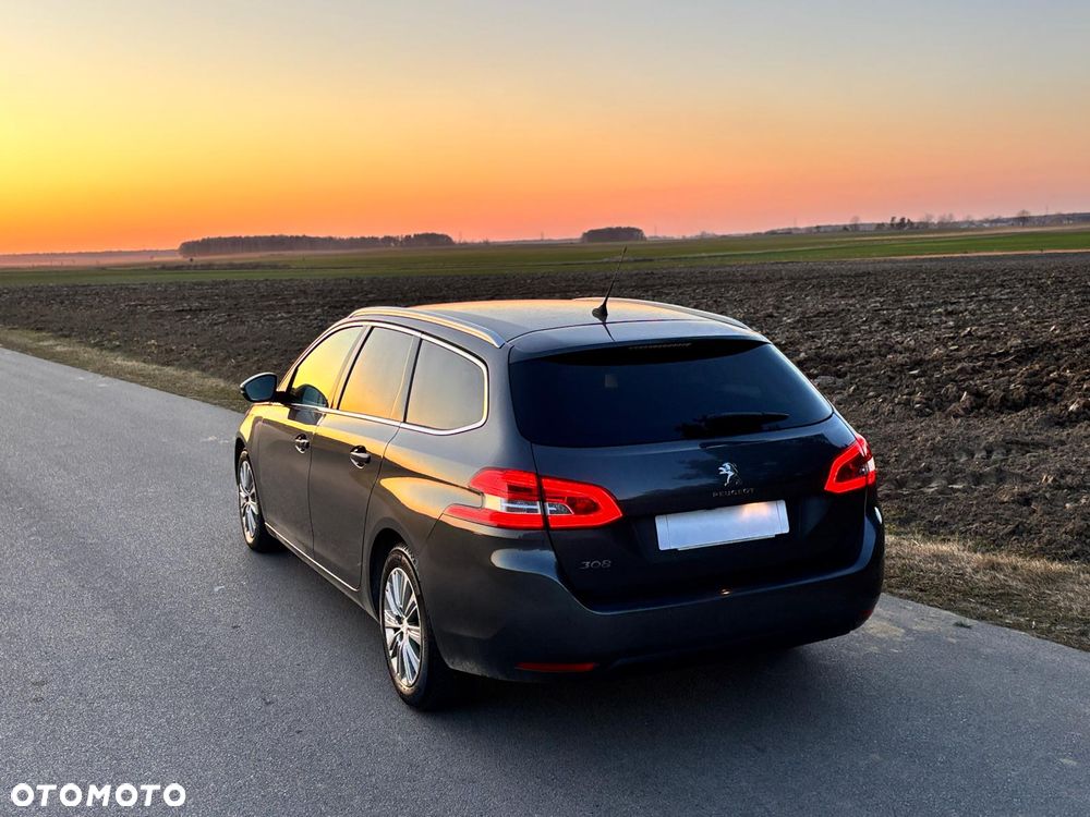 Peugeot 308 - 9