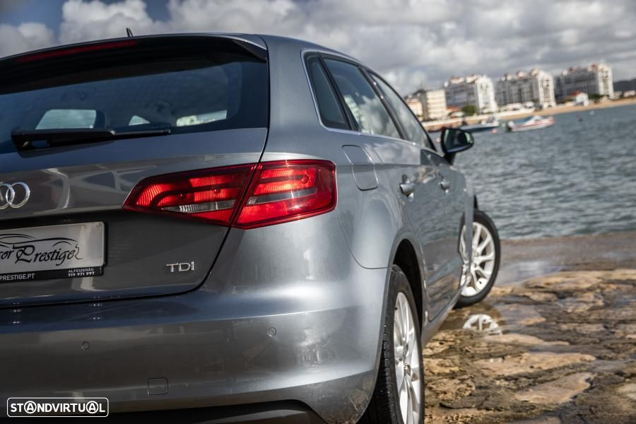 Audi A3 Sportback 2.0 TDI - 8