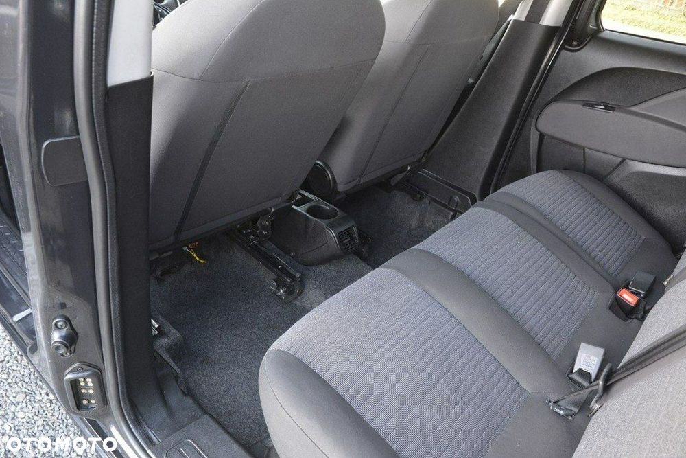 Fiat Doblo 1.6 16V Multijet Start&Stopp Lounge - 30