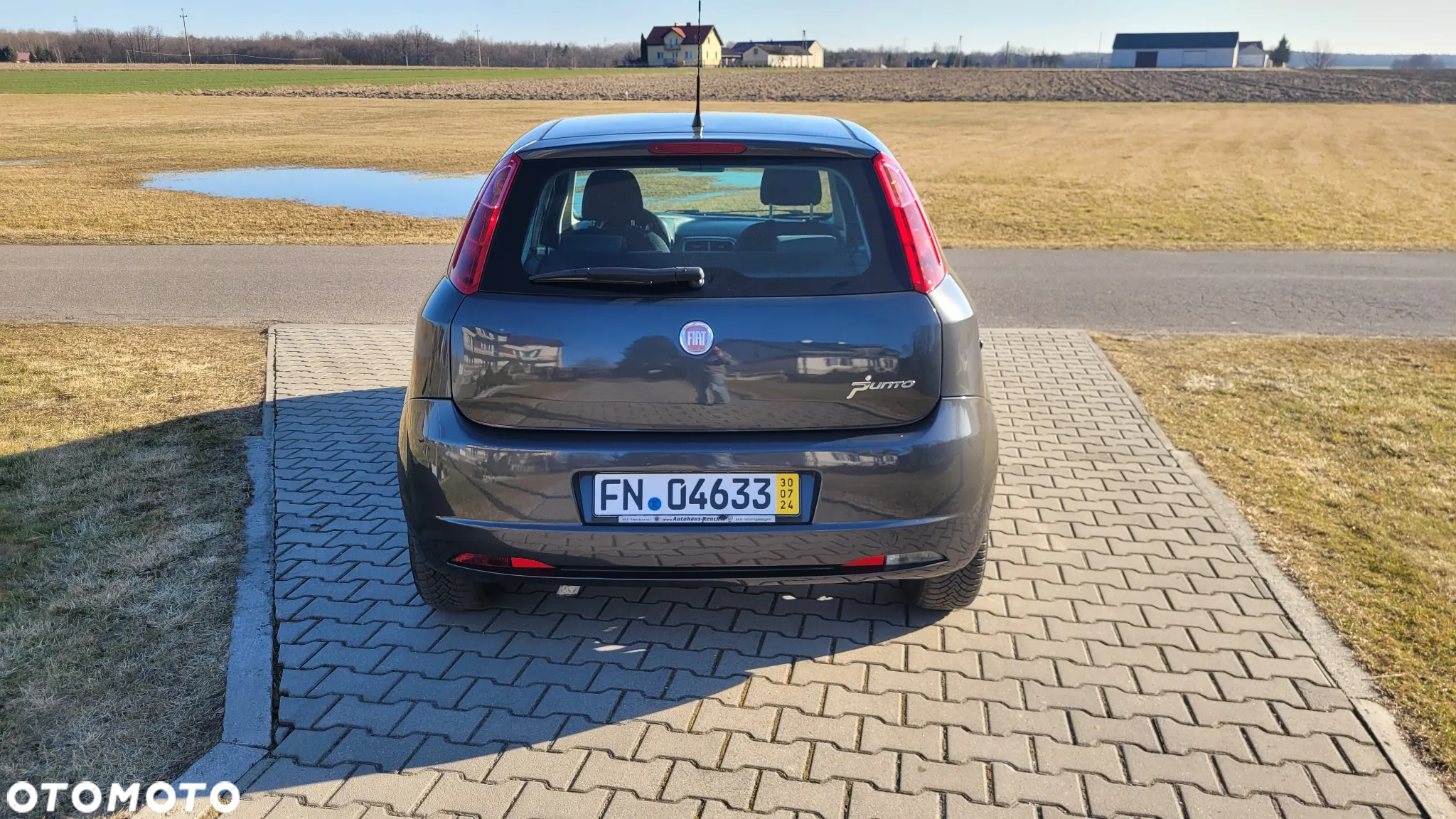 Fiat Grande Punto - 11