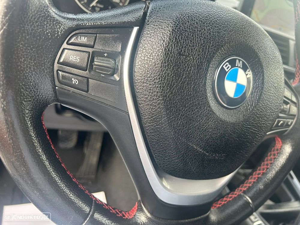 BMW 116 d Sport Line - 26