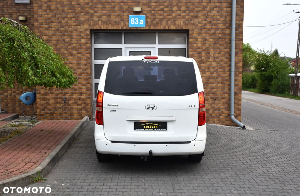 Hyundai H-1 2.5 CRDi Travel Comfort - 30