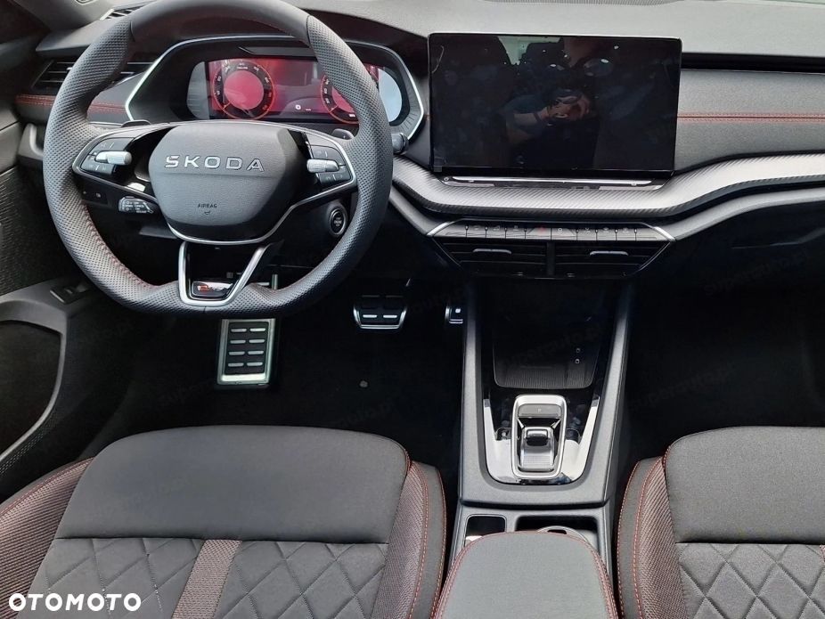 Skoda Octavia 2.0 TSI RS DSG - 8