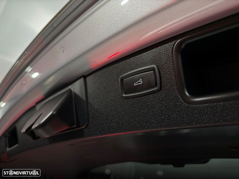 Porsche Macan S - 45