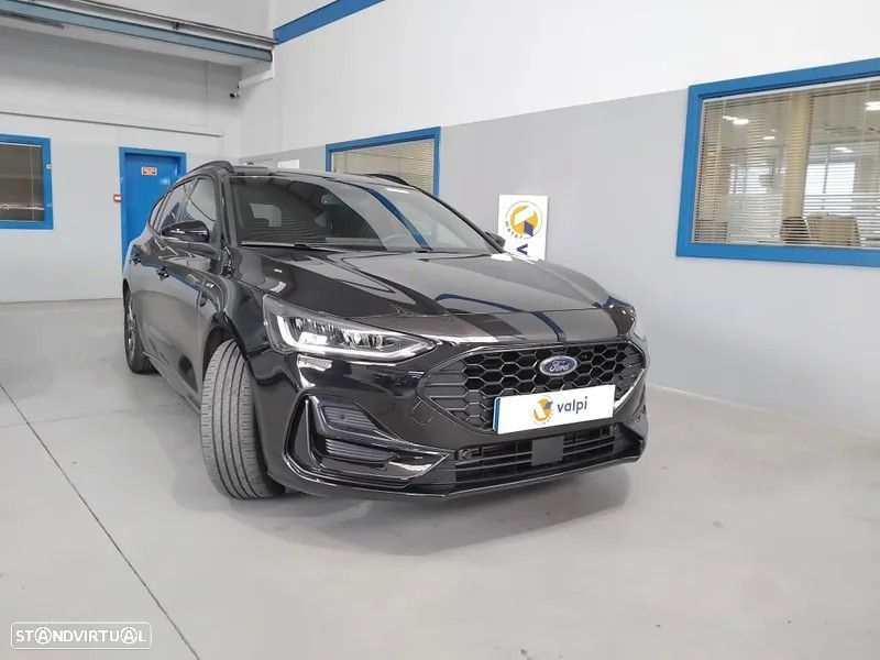 Ford Focus SW 1.0 EcoBoost MHEV ST-Line - 4