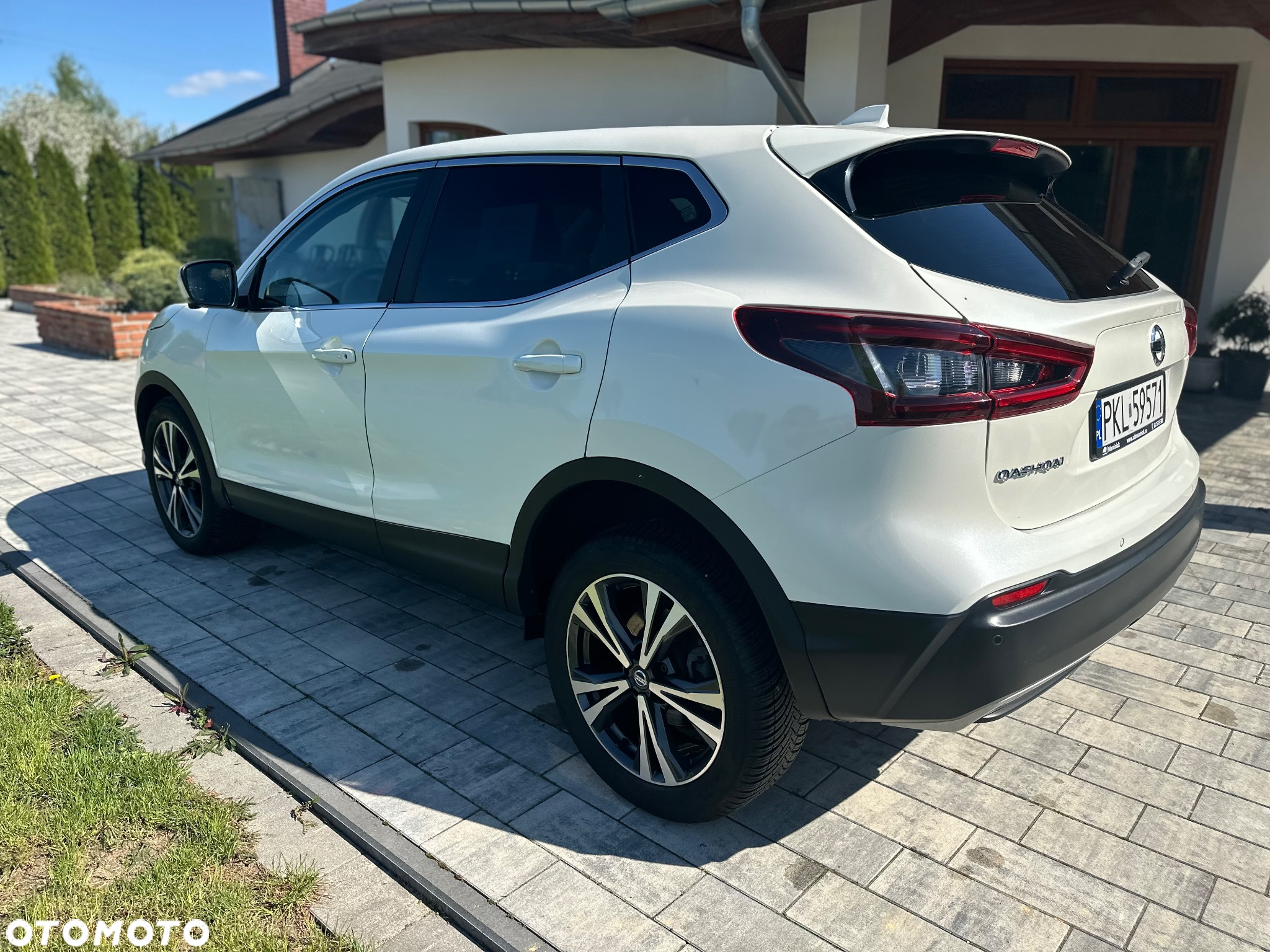 Nissan Qashqai 1.7 dCi Xtronic ALL-MODE 4x4i N-CONNECTA - 2