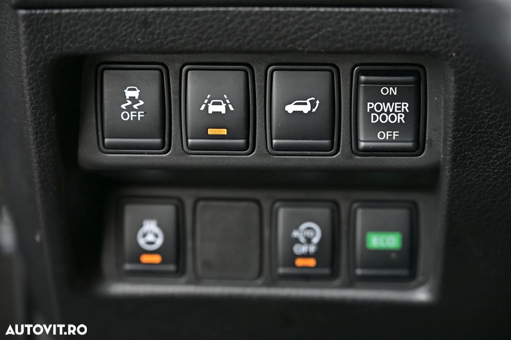 Nissan X-Trail 2.0 dCi ALL-MODE 4x4i Xtronic Tekna - 20