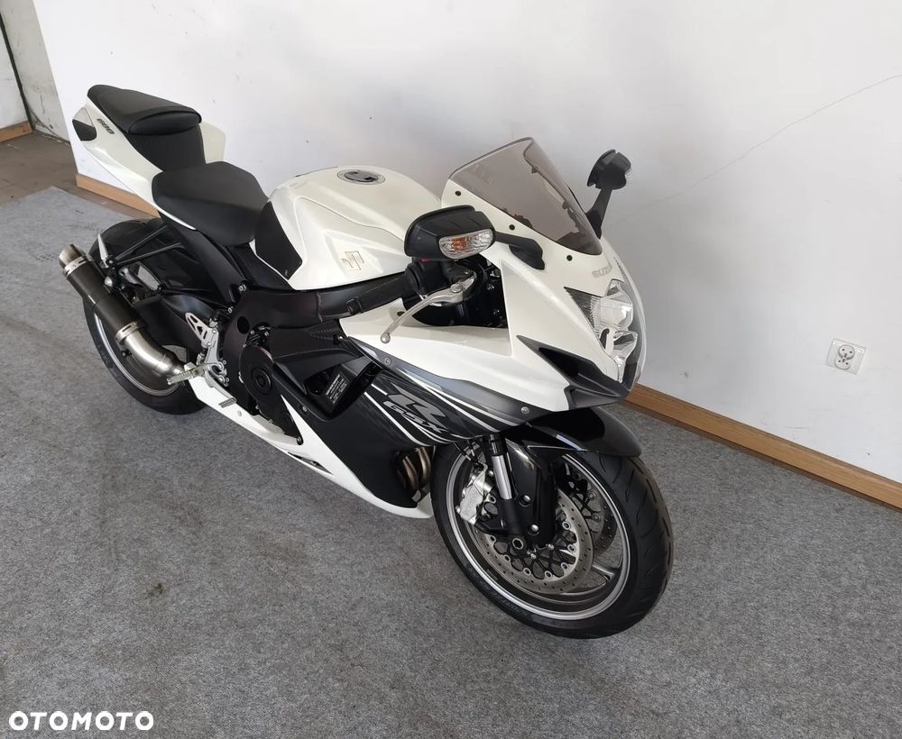 Suzuki GSX-R - 2