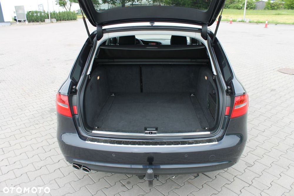Audi A4 Avant 2.0 TDI DPF Ambition - 16