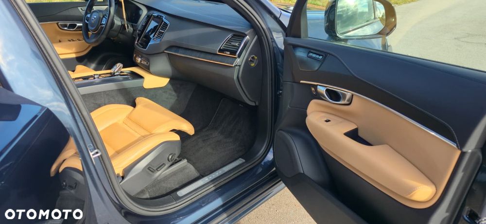Volvo XC 90 B5 D AWD Plus Dark 7os - 11