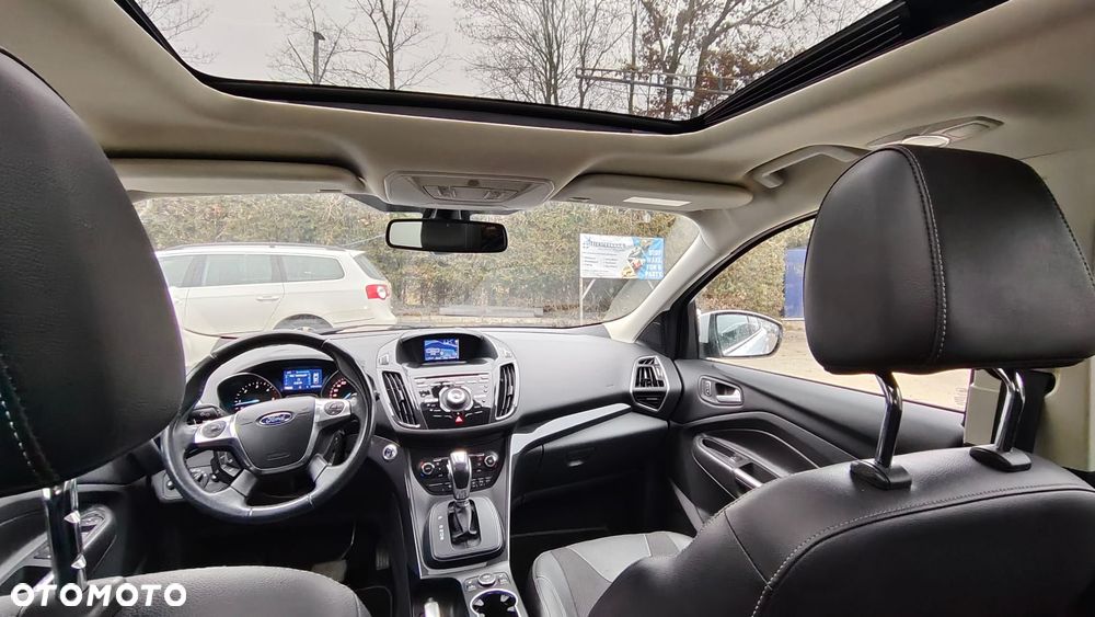 Ford Kuga 2.0 TDCi 4x4 Titanium - 19