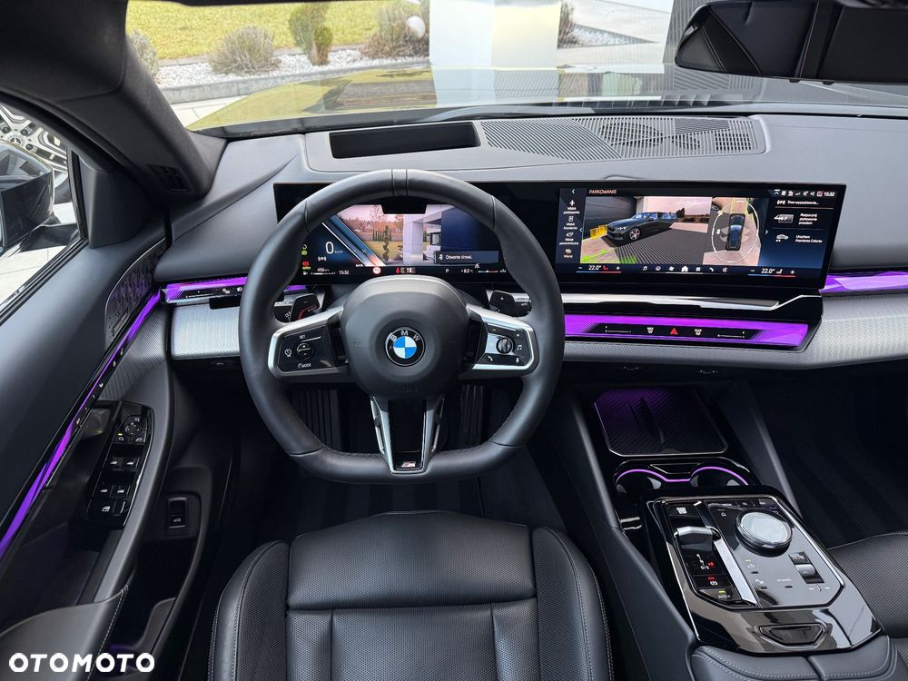 BMW Seria 5 540d xDrive - 27